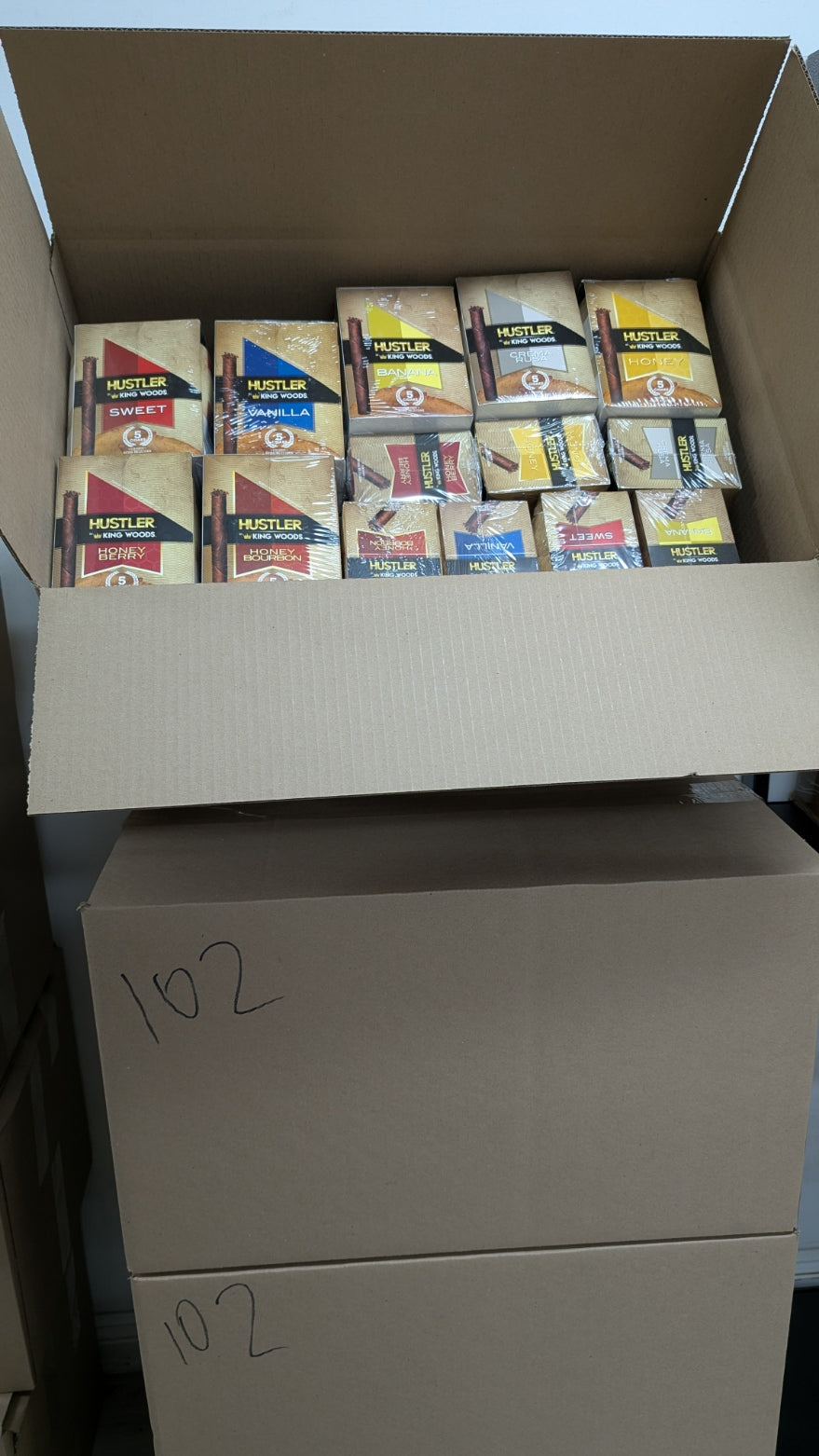 Hustler 5 Cigars - 8 pouches per box / 336 retail units - $0.29 per unit (7 Flavors  / 42 per Case)